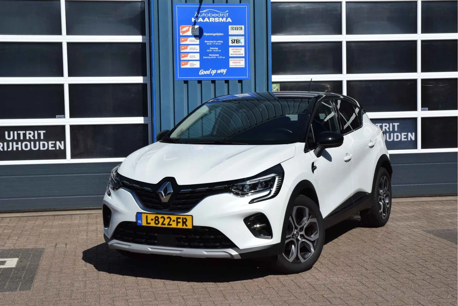 Renault Captur (2021) — foto 1