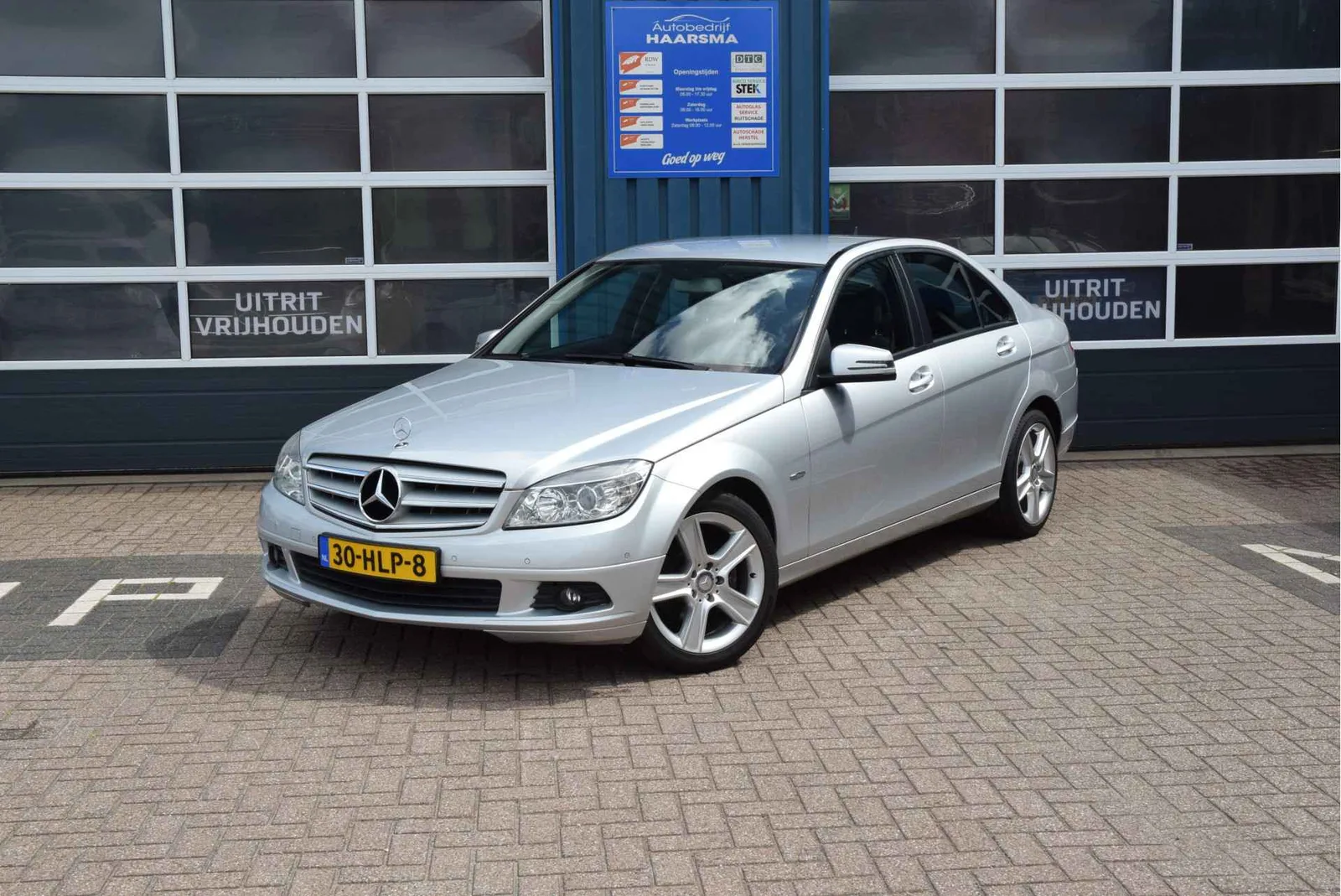 Mercedes-Benz C-Klasse (2009) — foto 1