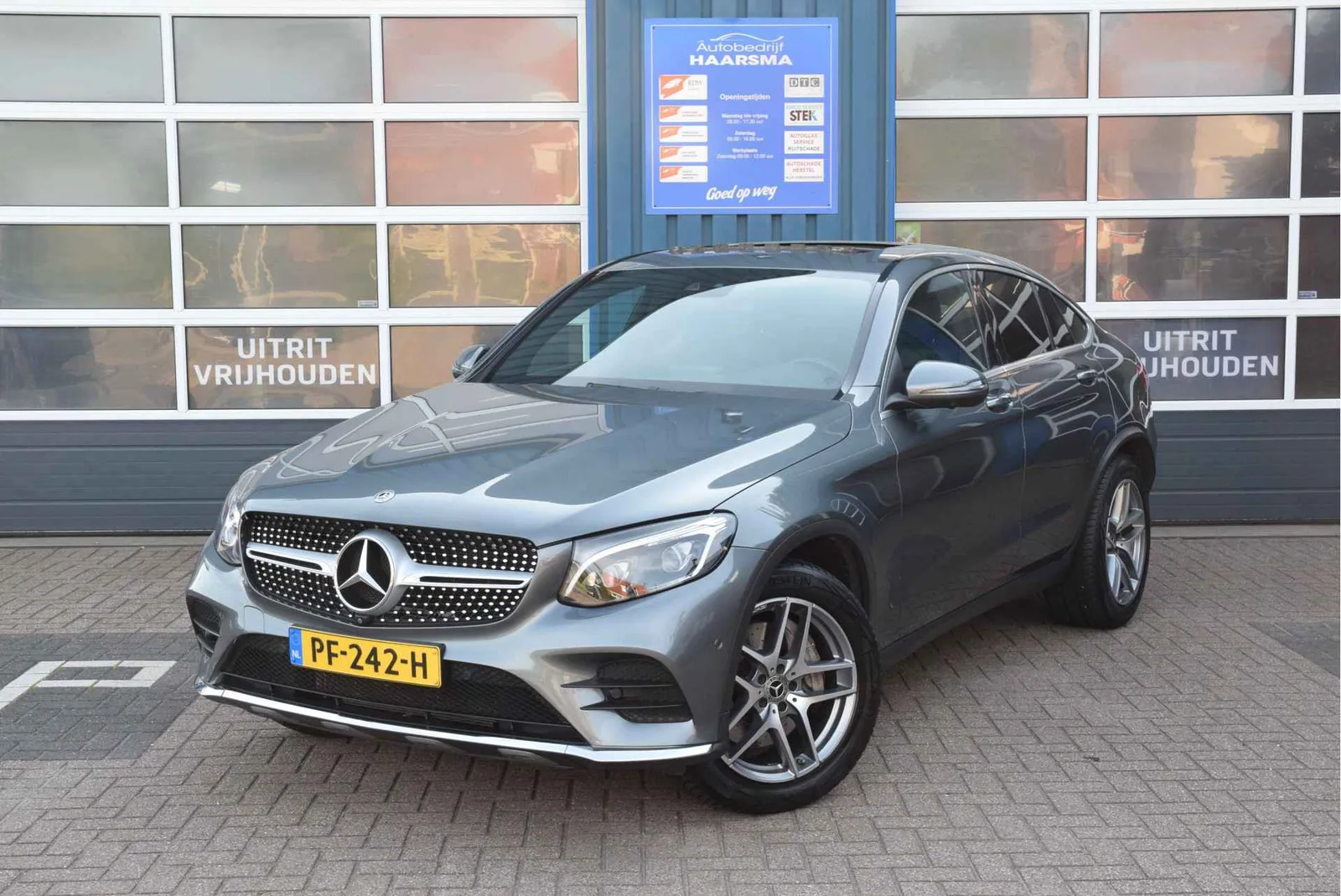 Mercedes-Benz GLC-Klasse Coupé (2017) — foto 1