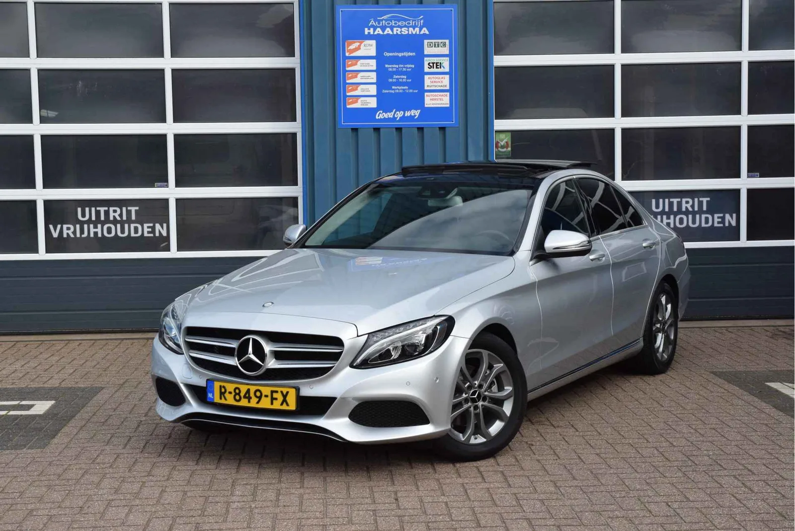 Mercedes-Benz C-Klasse (2016) — foto 1