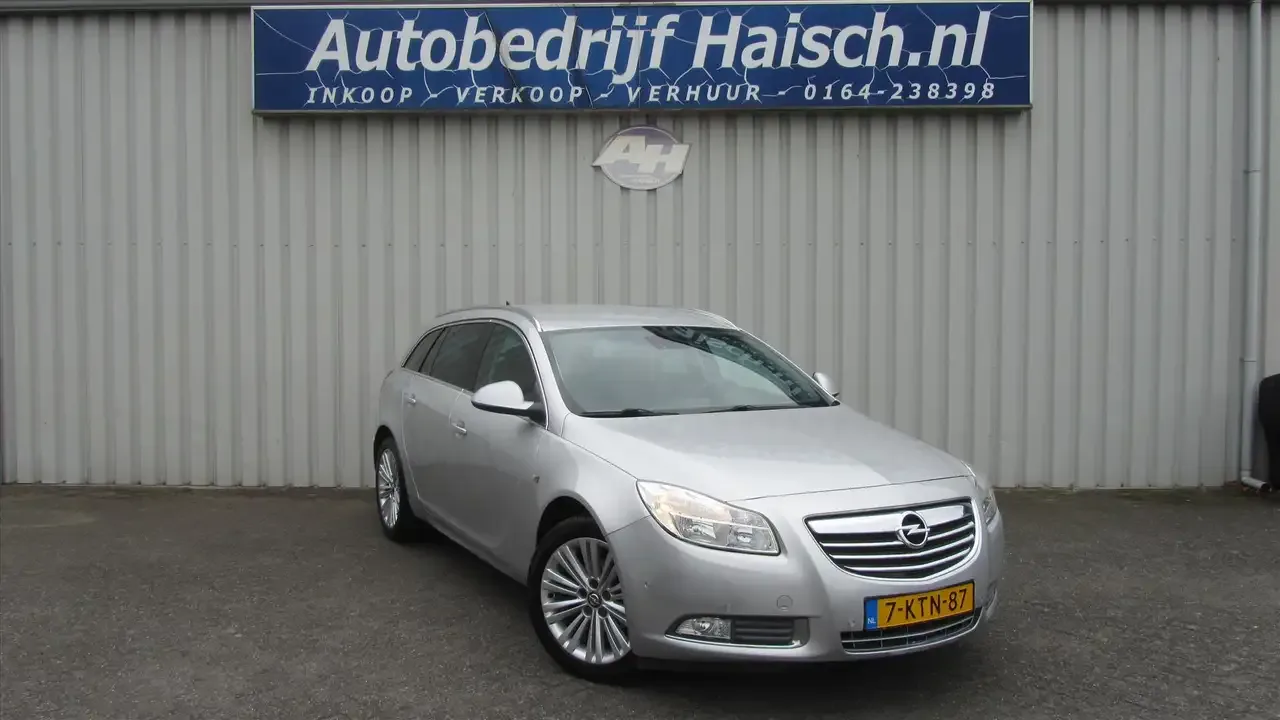 Opel Insignia (2013) — foto 1