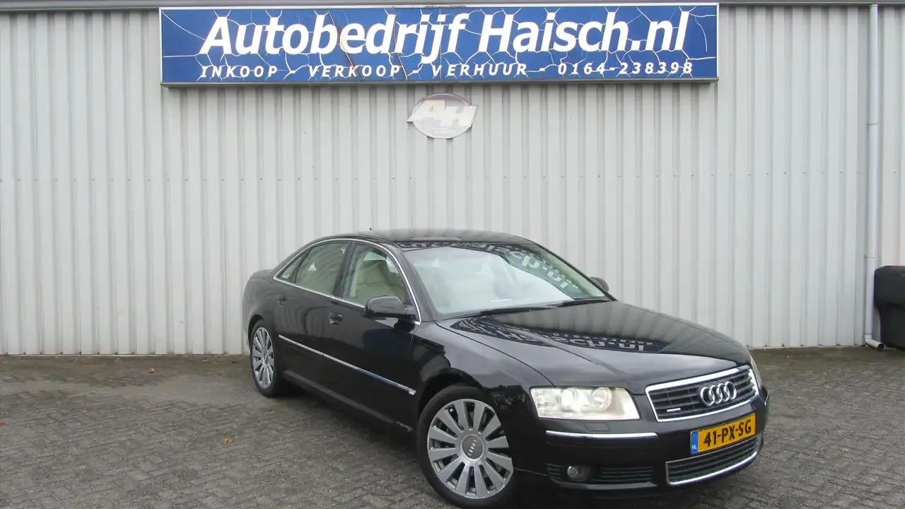 Audi A8 (2005) — foto 1