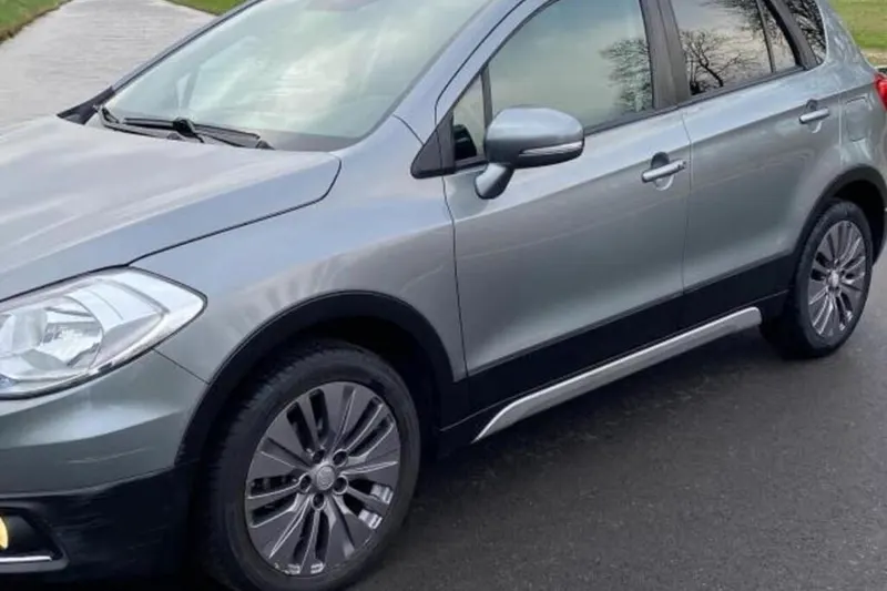 Suzuki SX4 (2013)