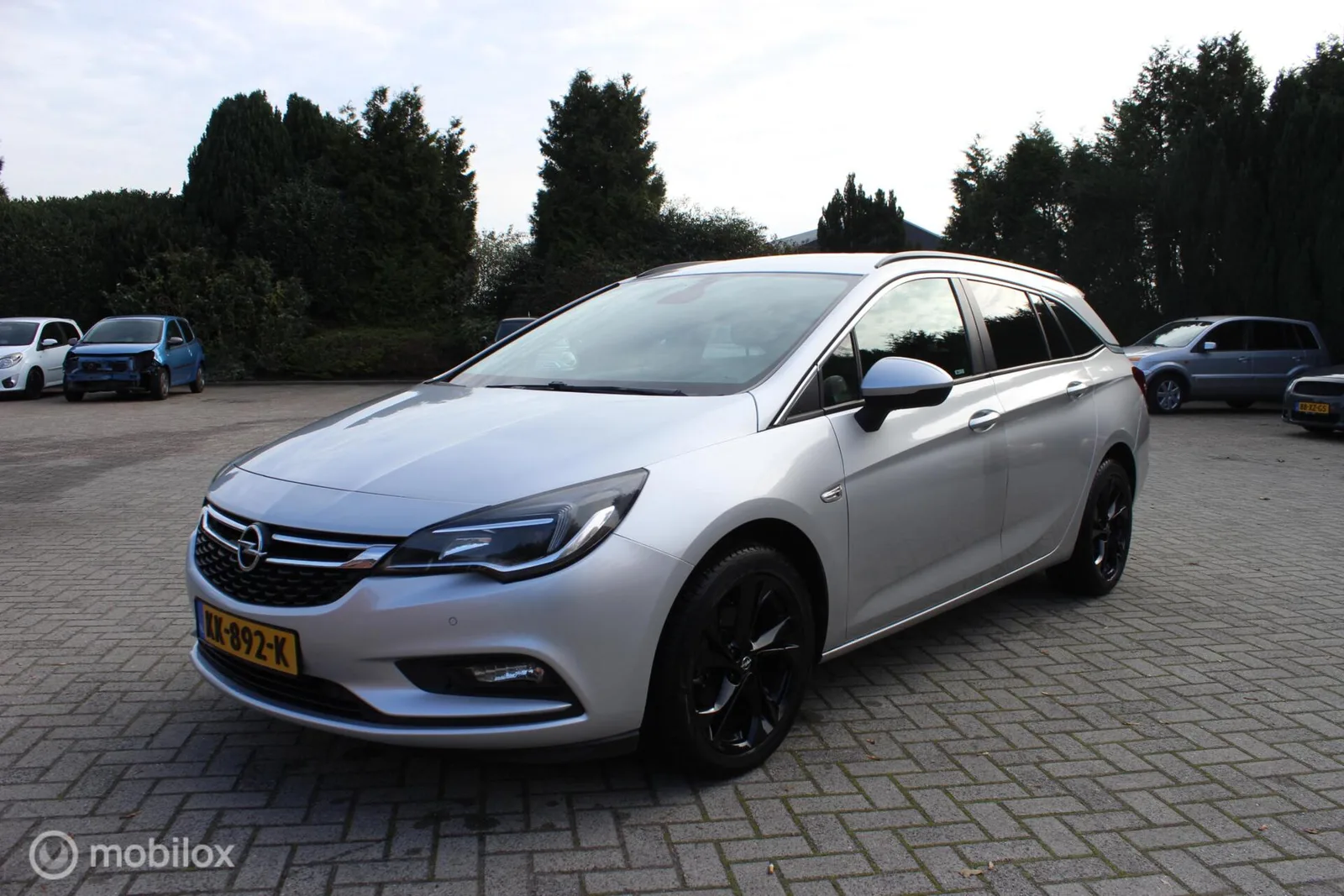 Opel Astra (2016) — foto 1