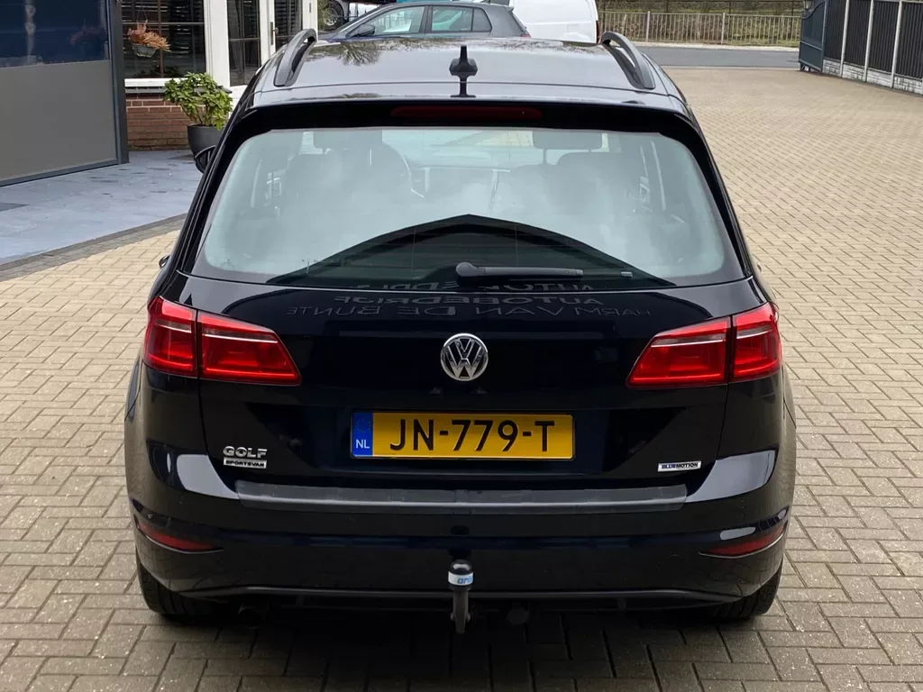 Volkswagen Golf Sportsvan (2014) — foto 1