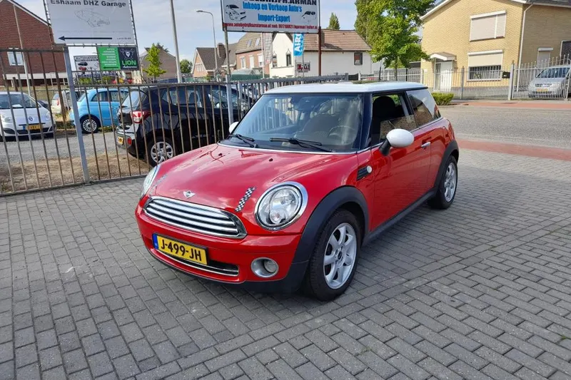 MINI Cooper (2009)