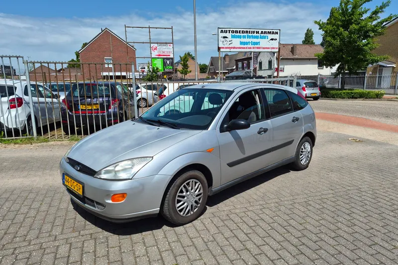 Ford Focus (1999)