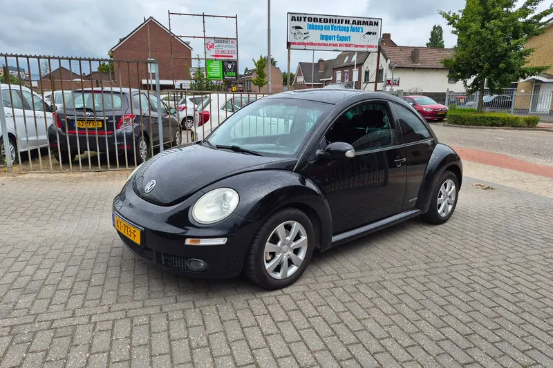 Volkswagen New Beetle (2008)