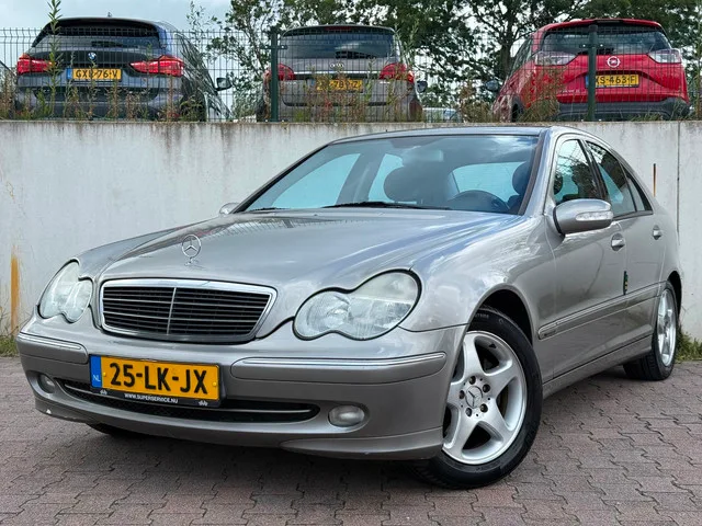 Mercedes-Benz C-Klasse (2003) — foto 1