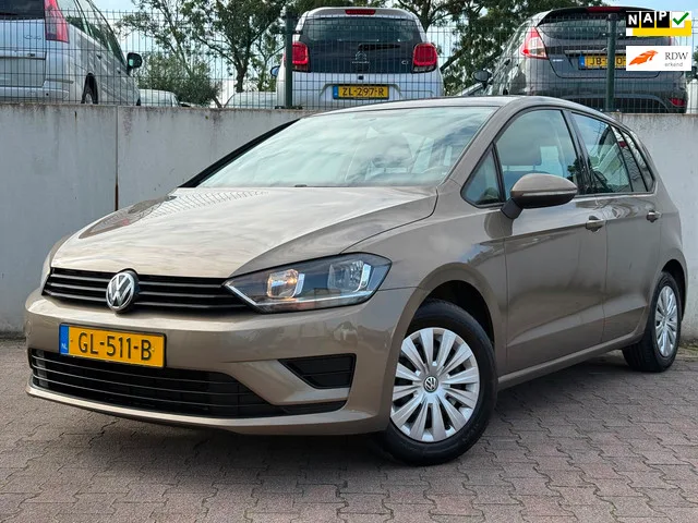 Volkswagen Golf Sportsvan (2016) — foto 1