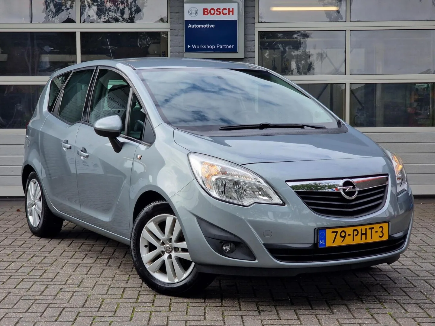 Opel Meriva (2011) — foto 1
