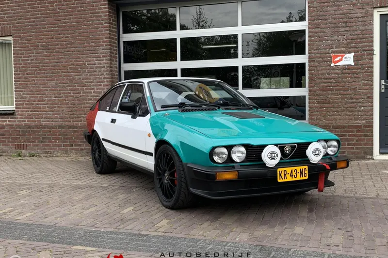 Alfa Romeo GTV (1984)