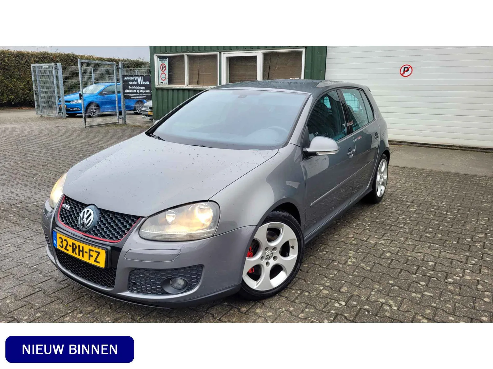 Volkswagen Golf (2005) — foto 1