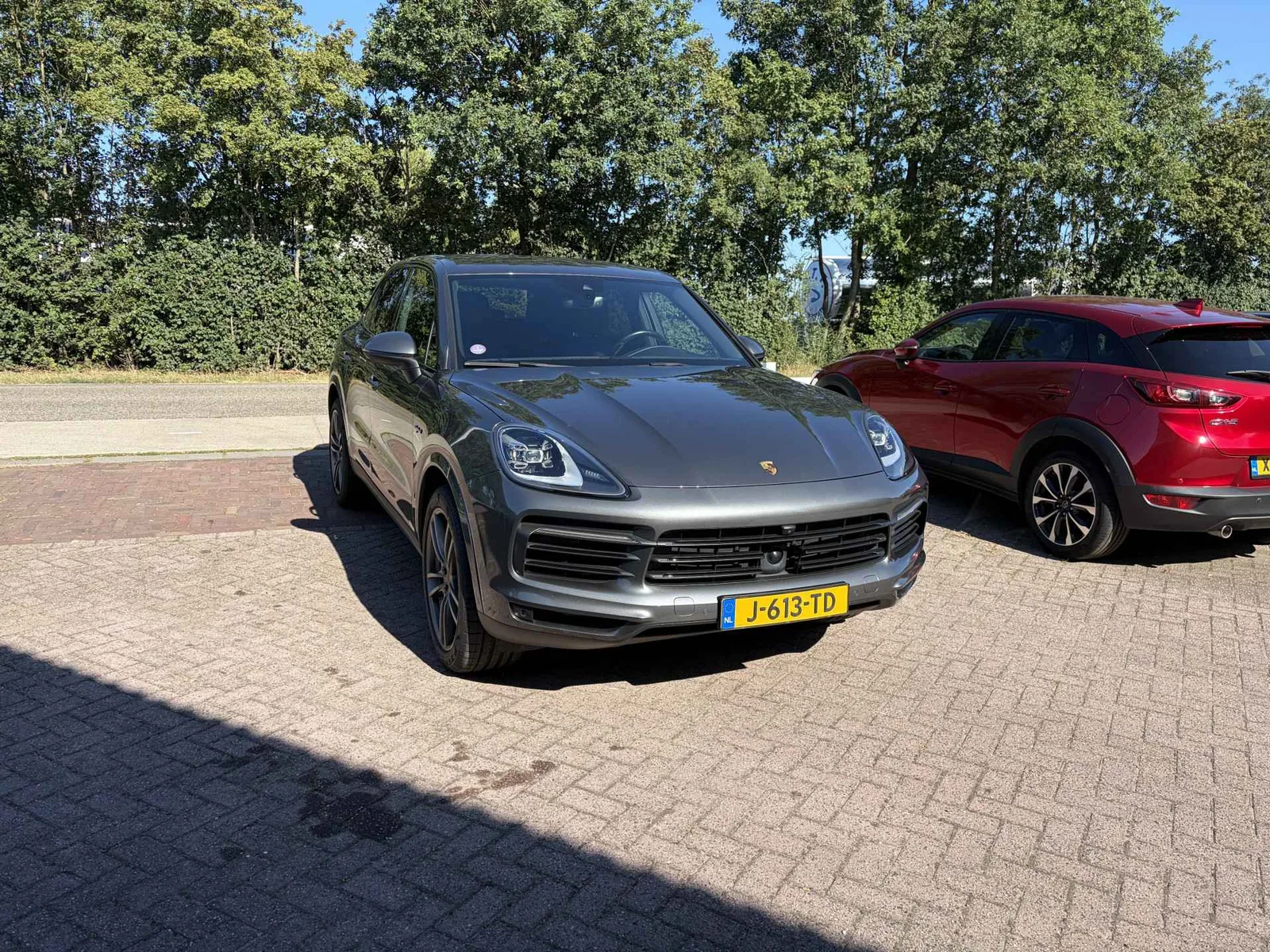 Porsche Cayenne (2020) — foto 1