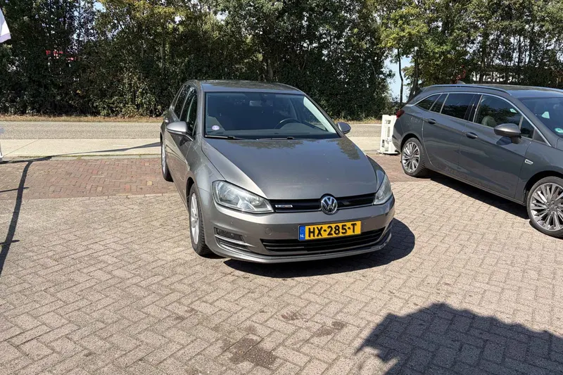 Volkswagen Golf (2016)