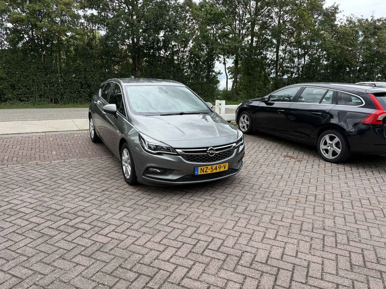 Opel Astra (2017) — foto 1