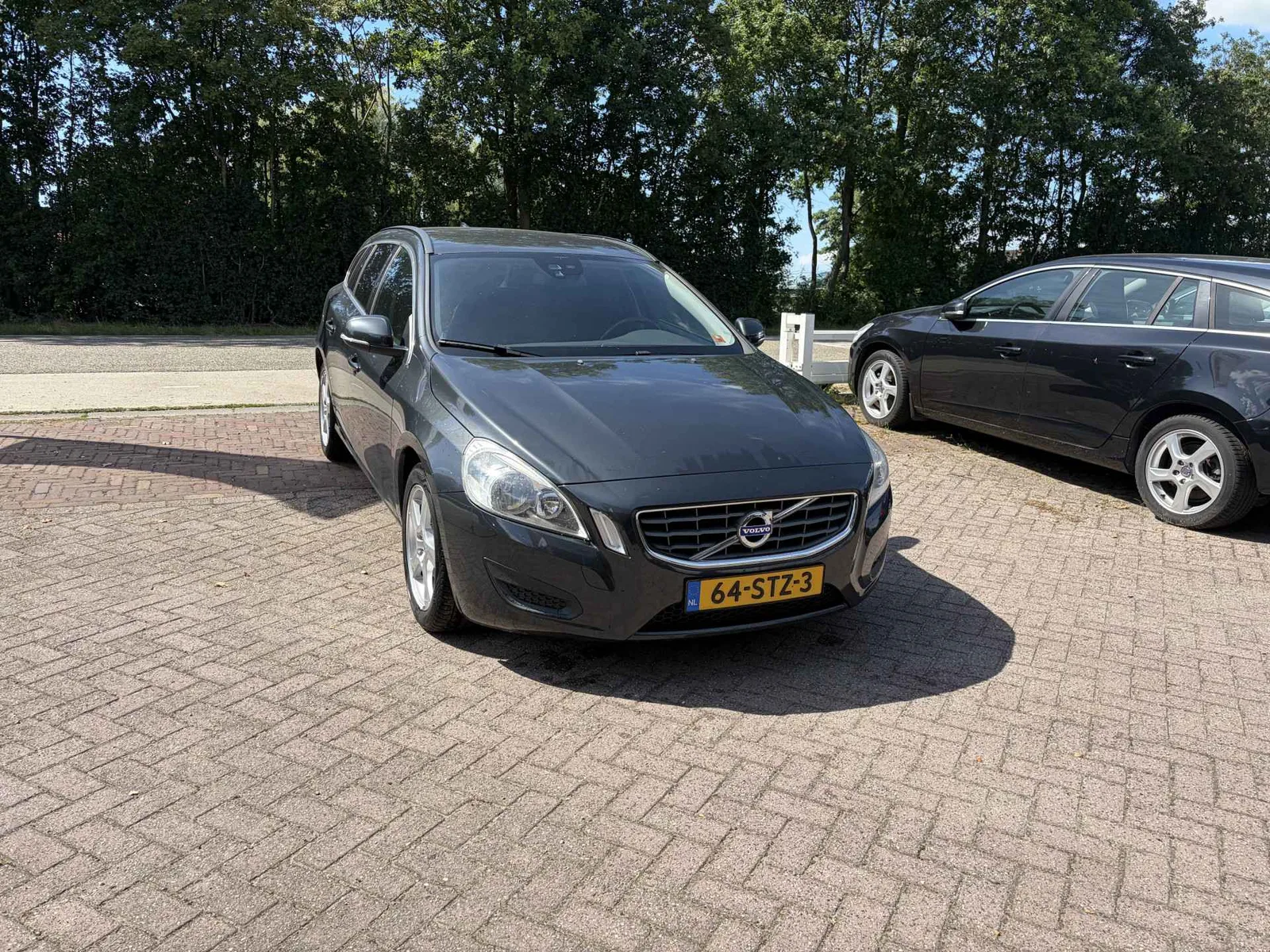 Volvo V60 (2011) — foto 1