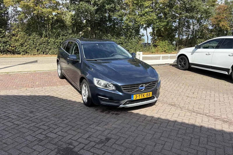 Volvo V60 (2014)