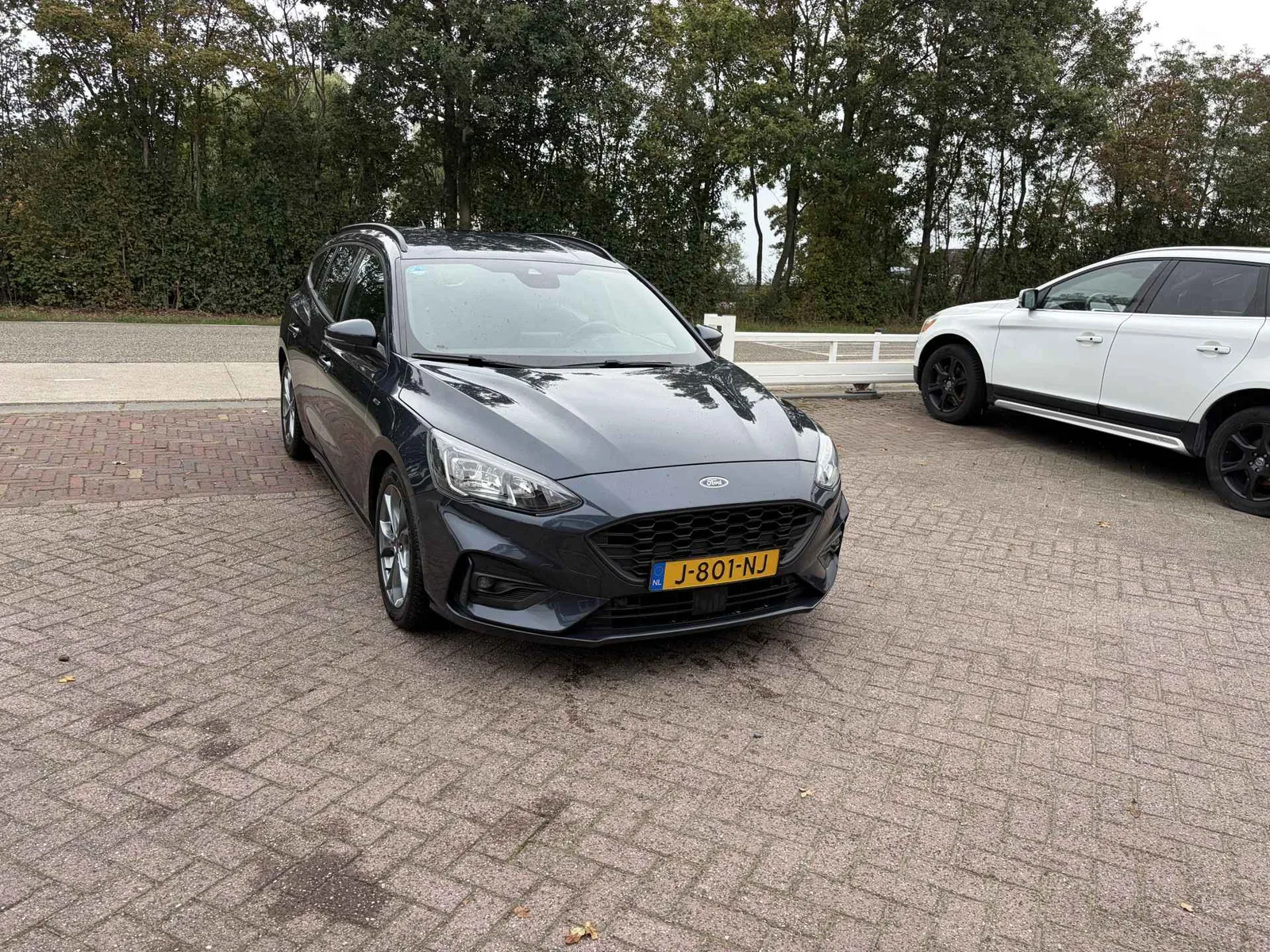 Ford Focus (2020) — foto 1