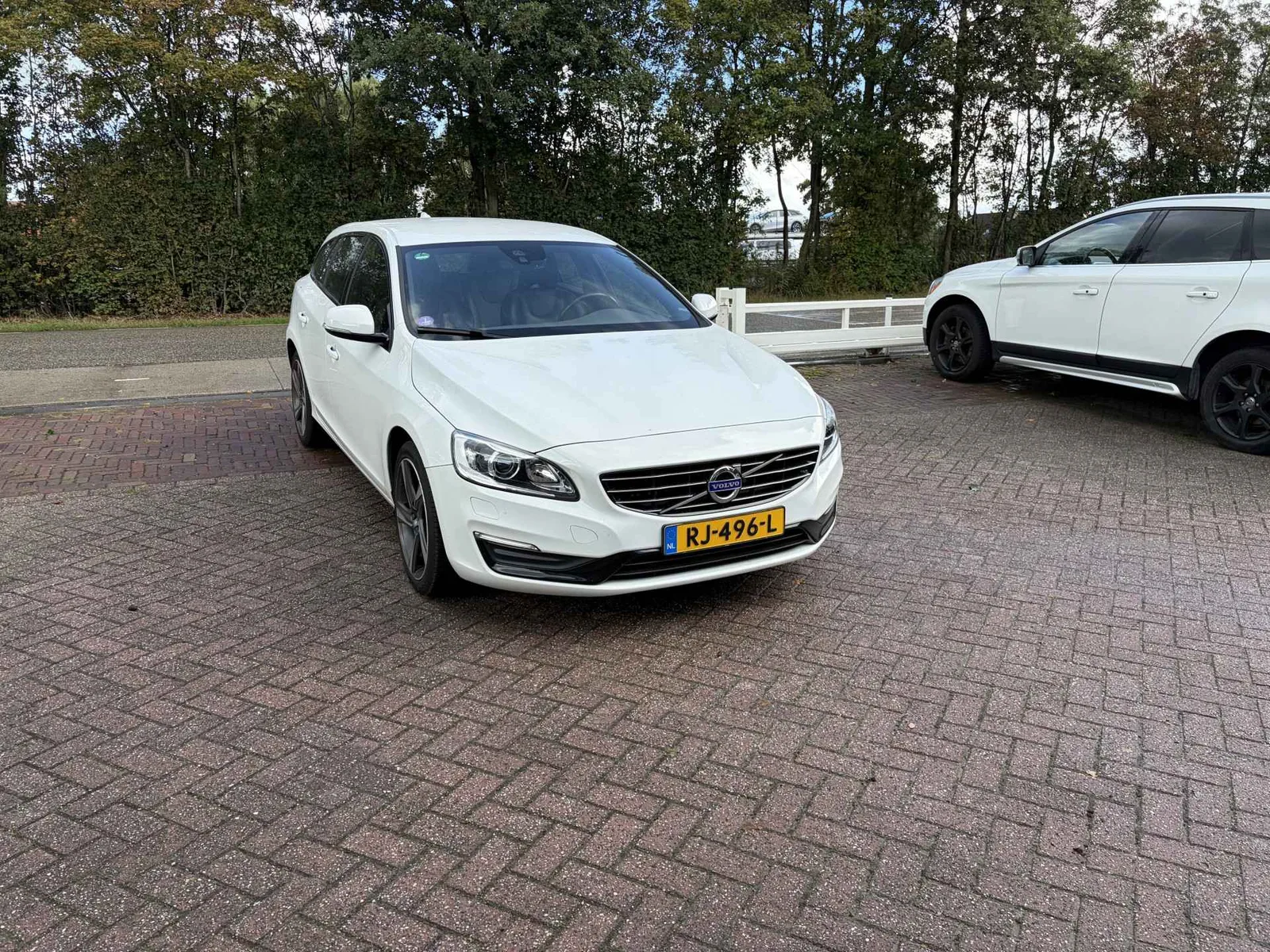 Volvo V60 (2017) — foto 1