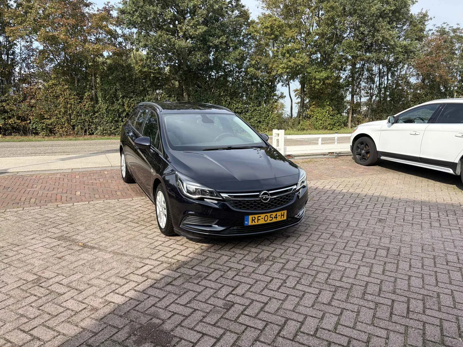 Opel Astra (2017) — foto 1