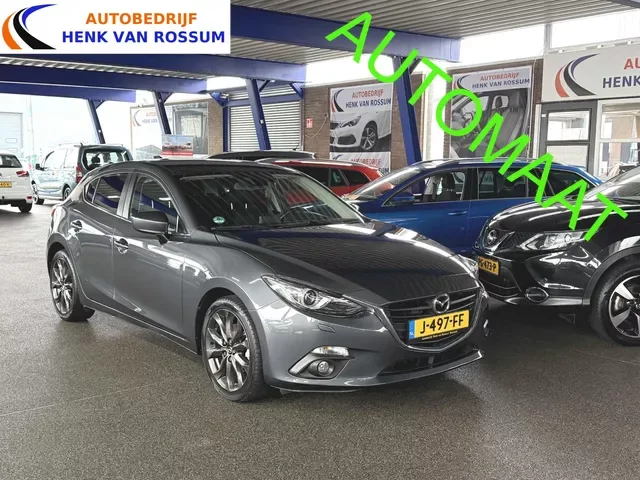 Mazda 3 (2015) — foto 1