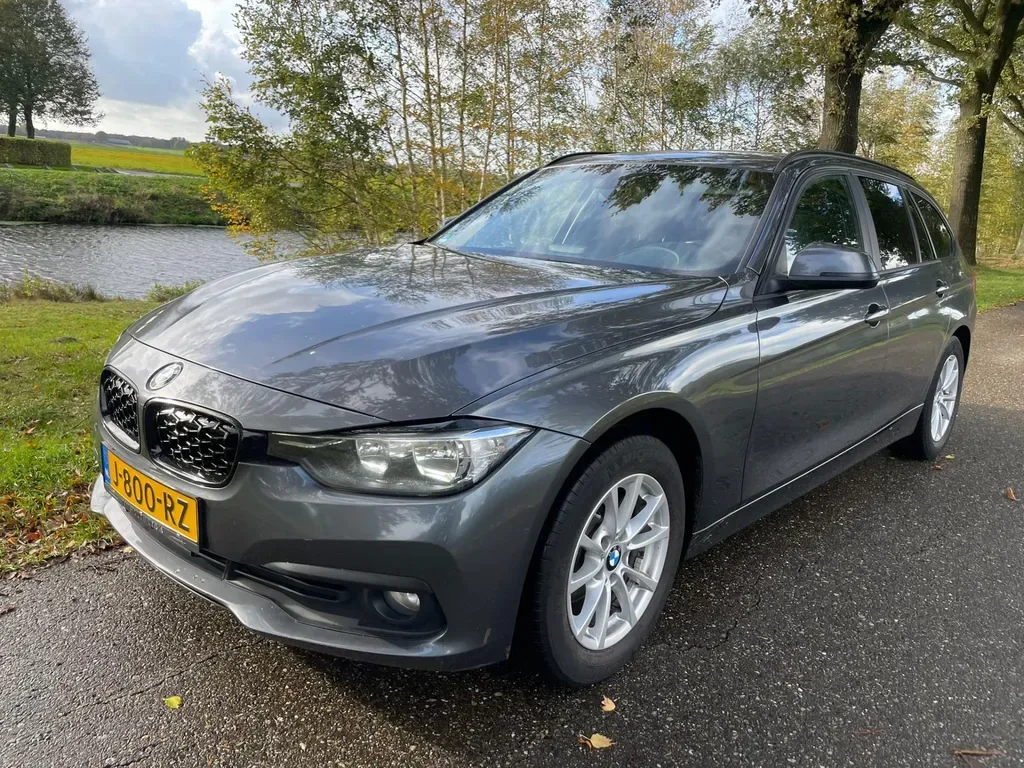 BMW 3-Serie (2016) — foto 1