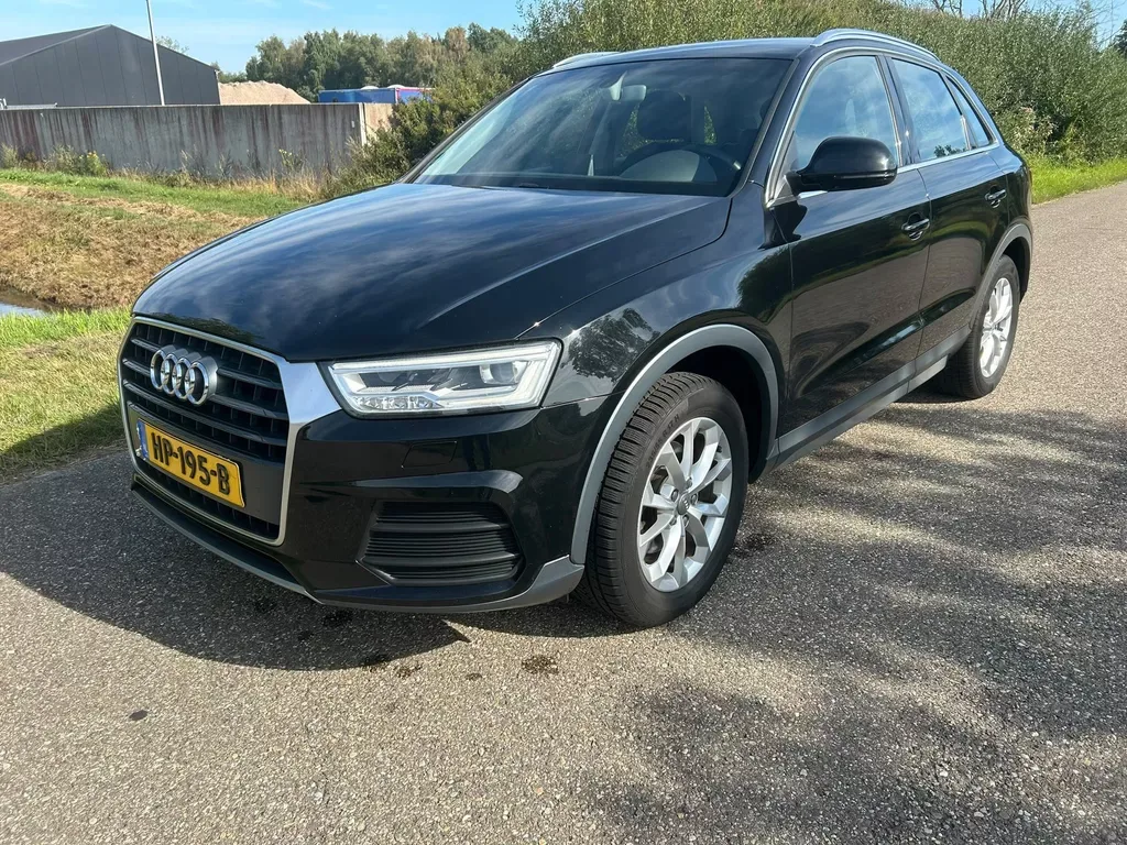 Audi Q3 (2015) — foto 1