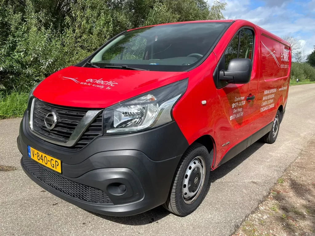 Nissan NV300 (2017) — foto 1