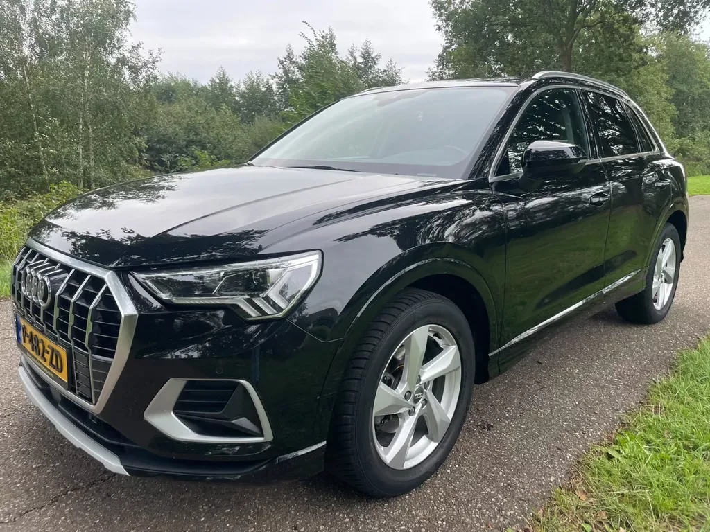 Audi Q3 (2020) — foto 1