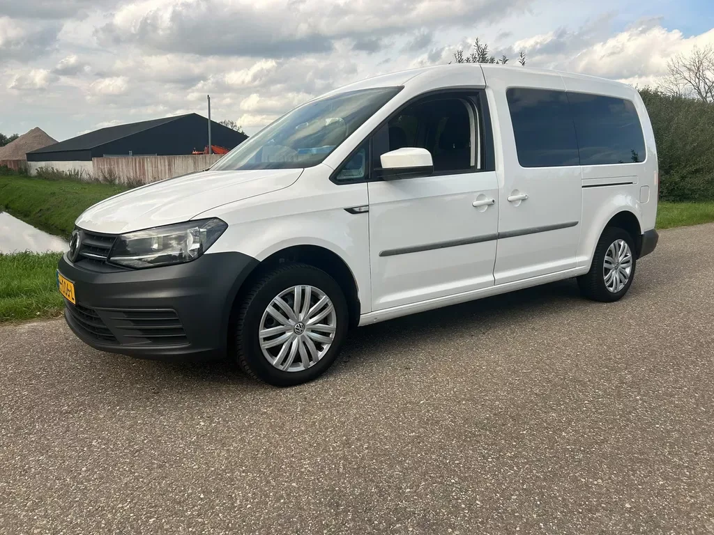 Volkswagen Caddy (2017) — foto 1