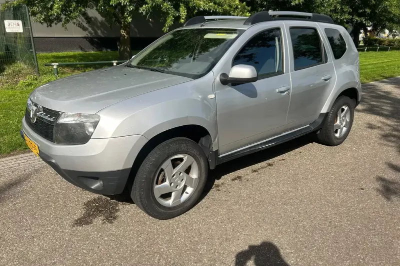 Dacia Duster (2011)