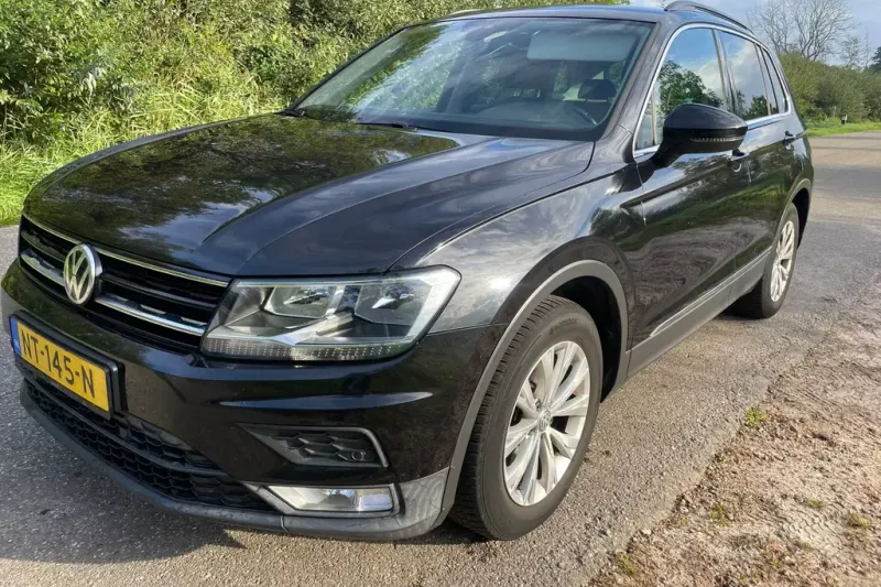 Volkswagen Tiguan (2017)