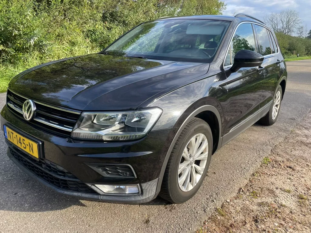 Volkswagen Tiguan (2017) — foto 1