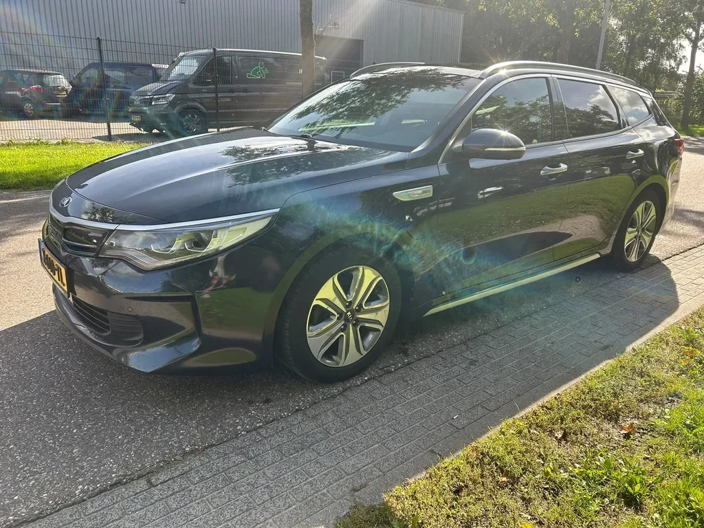 Kia Optima (2018) — foto 1