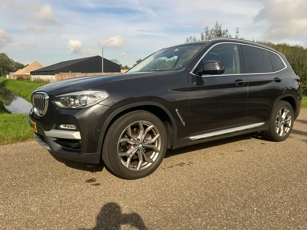 BMW X3 (2018) — foto 1