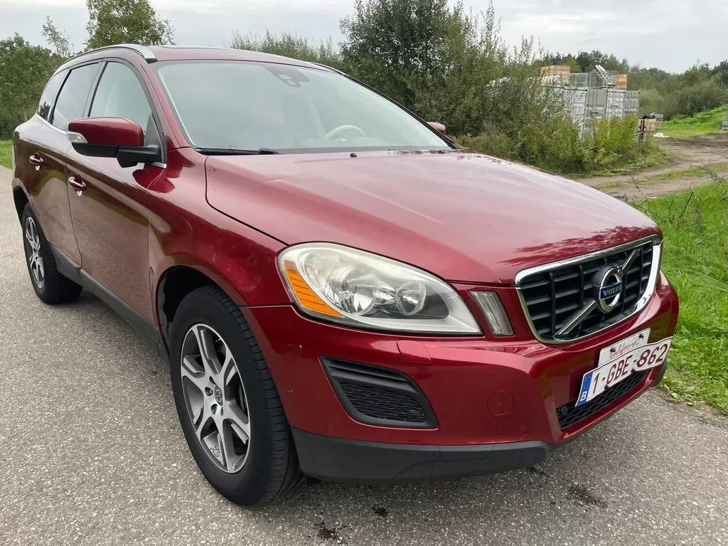 Volvo XC60 (2011) — foto 1