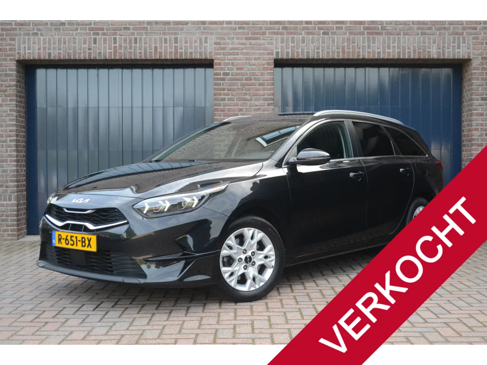 Kia Ceed (2022) — foto 1