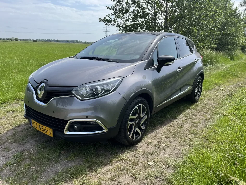 Renault Captur (2015) — foto 1
