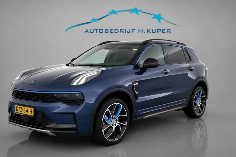 Lynk & Co 01 (2022)