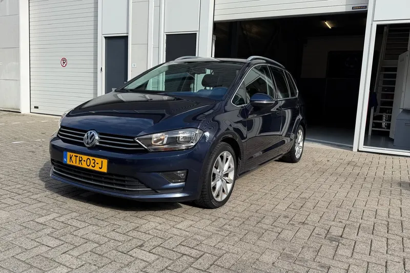 Volkswagen Golf Sportsvan (2015)