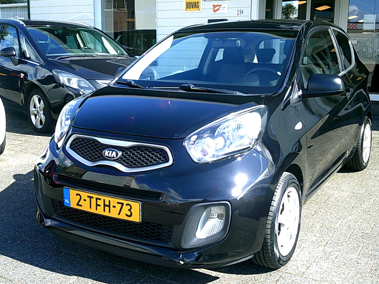 Kia Picanto (2014) — foto 1