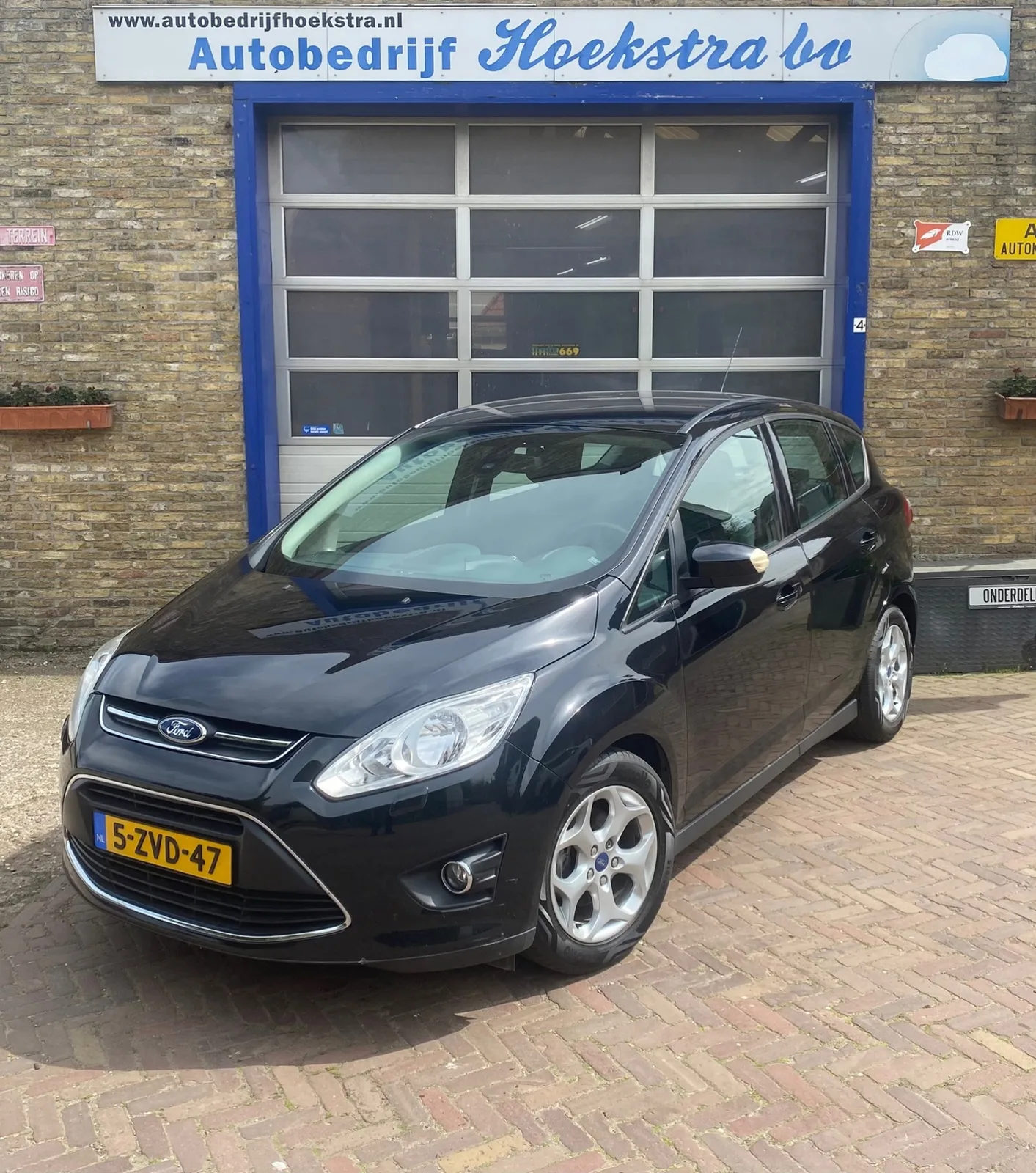 Ford C-Max (2011) — foto 1