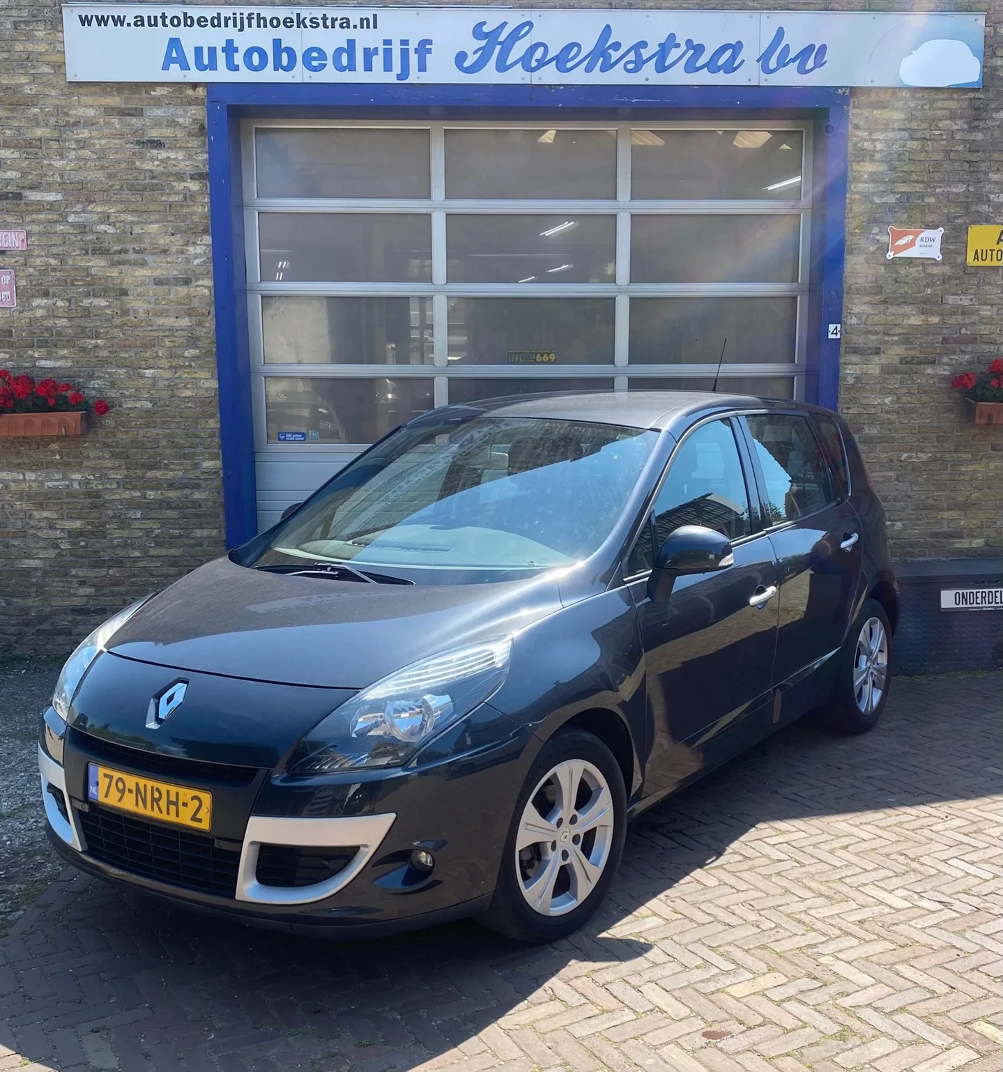 Renault Scénic (2010) — foto 1