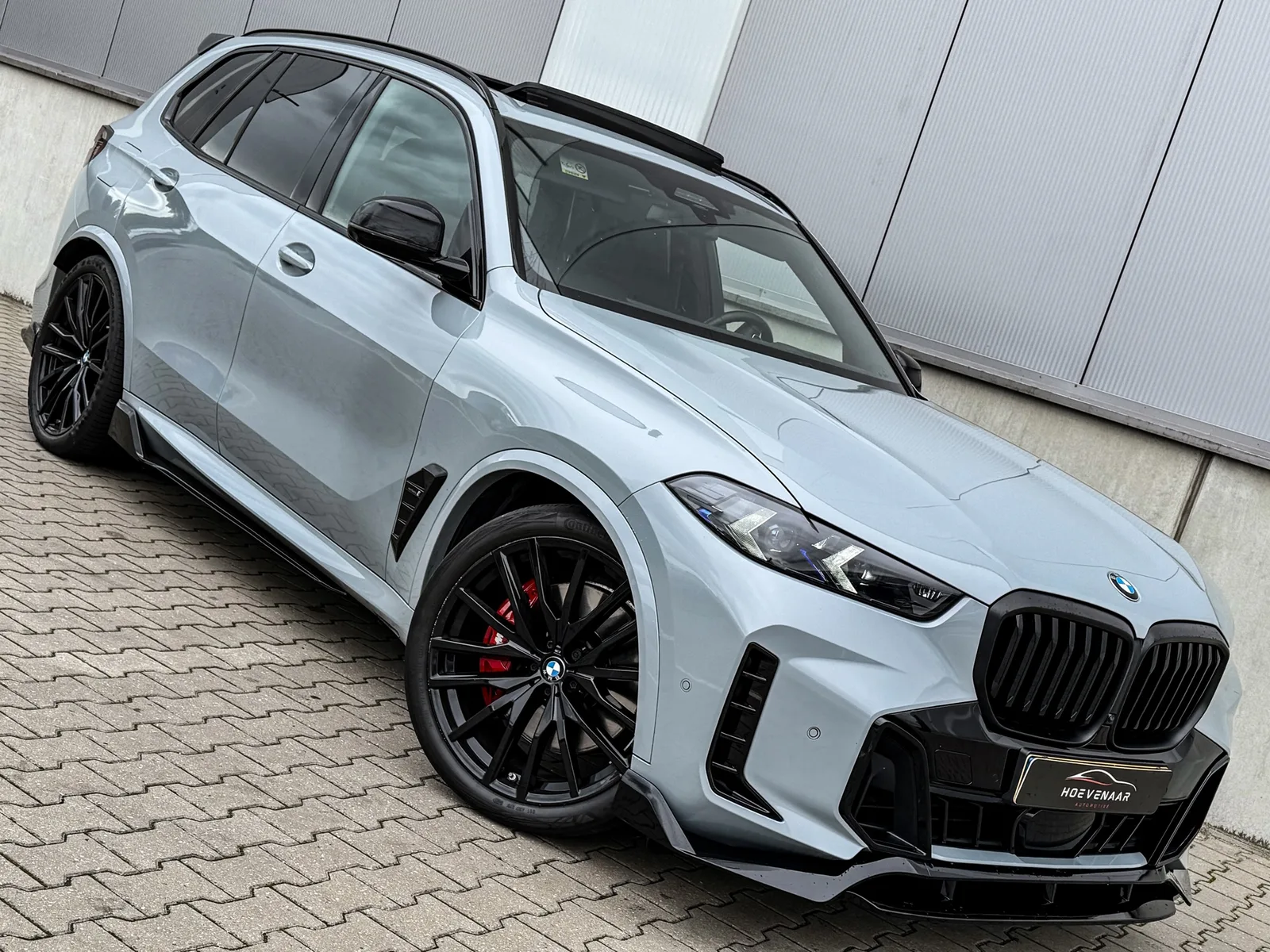 BMW X5 (2024) — foto 1