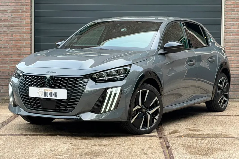 Peugeot e-208 (2025)