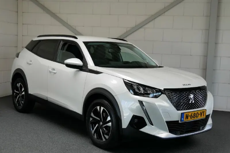 Peugeot 2008 (2022)