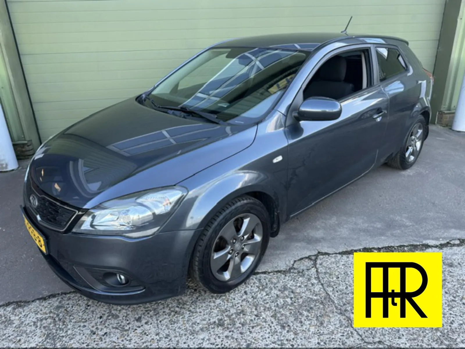 Kia Ceed (2011) — foto 1
