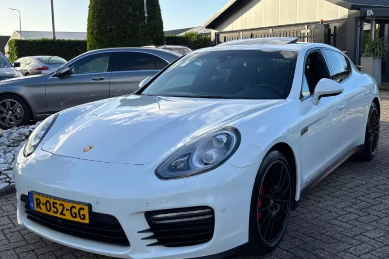 Porsche Panamera (2014)