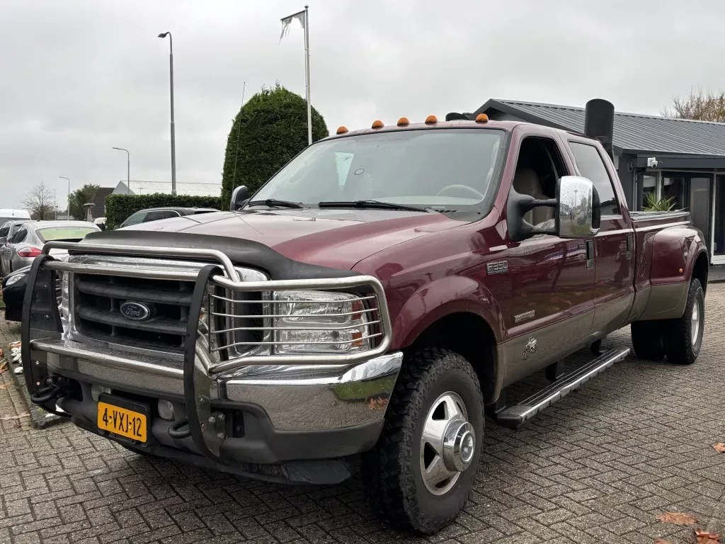 Ford F-350 (2004) — foto 1